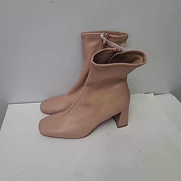 Steve Madden Harli Block Heel Booties - Picture 2 of 7
